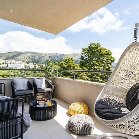 Saint Blaise Luxury Apartman *