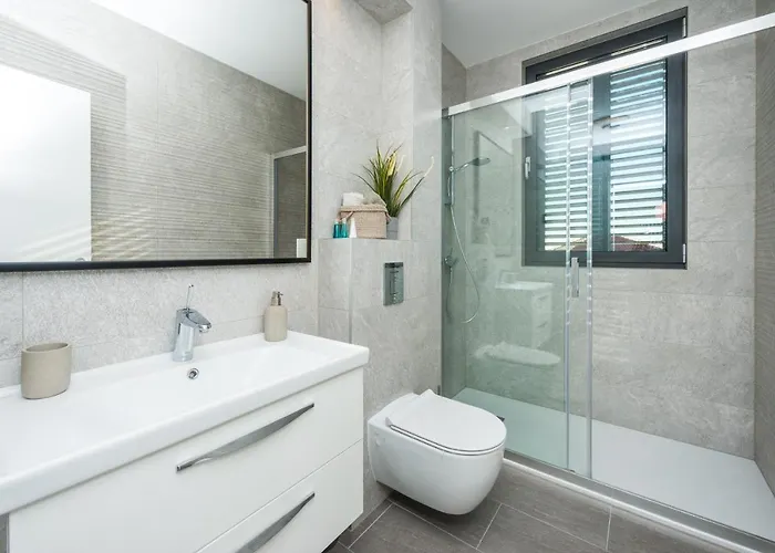 Saint Blaise Luxury *