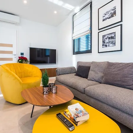 Saint Blaise Luxury *